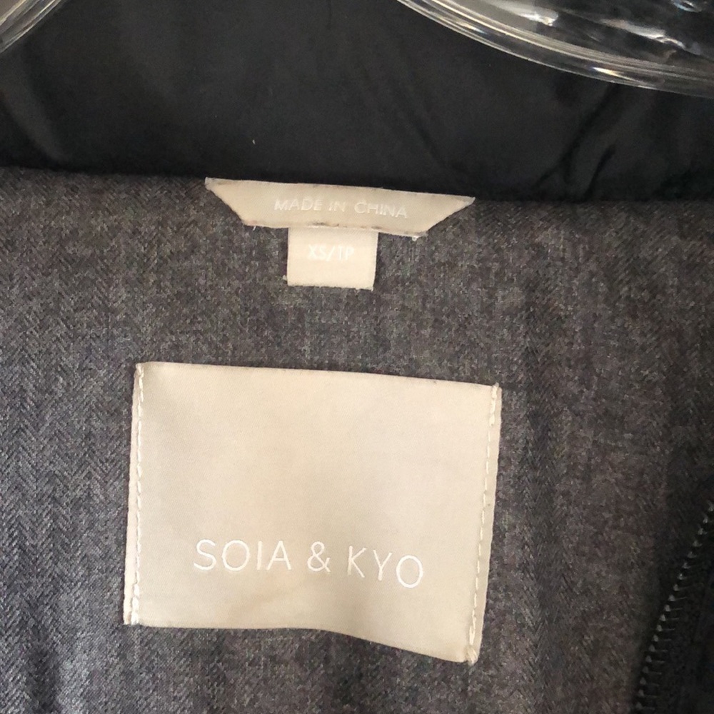 Soia & Kyo Down Jacket - Picture 4 of 9